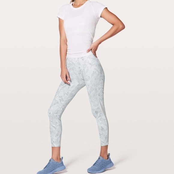 Lululemon Train Times 7/8 Pant - Picture 6 of 9